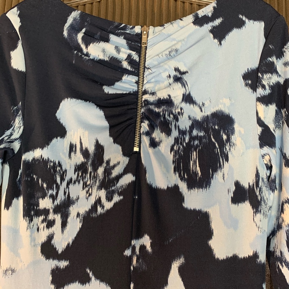 Excellent INC Navy & sky blue abstract print dress - Picture 3 of 5